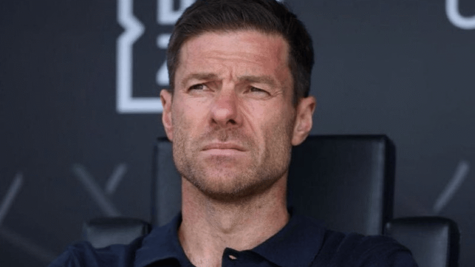 九游体育入口-唏嘘?皇马仅花20分钟解雇阿隆索!老佛爷飞机上拍板 赔5个月薪水