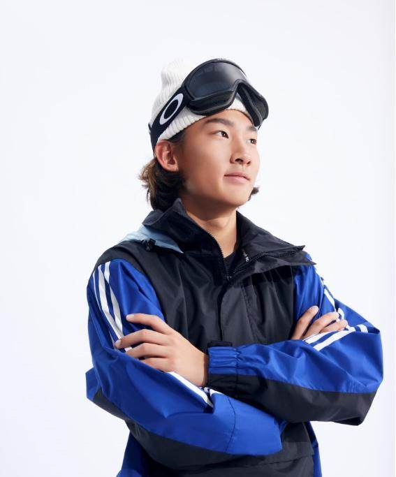 九游娱乐-【冬奥·人物】滑雪和电影 苏翊鸣：有主次也可兼得